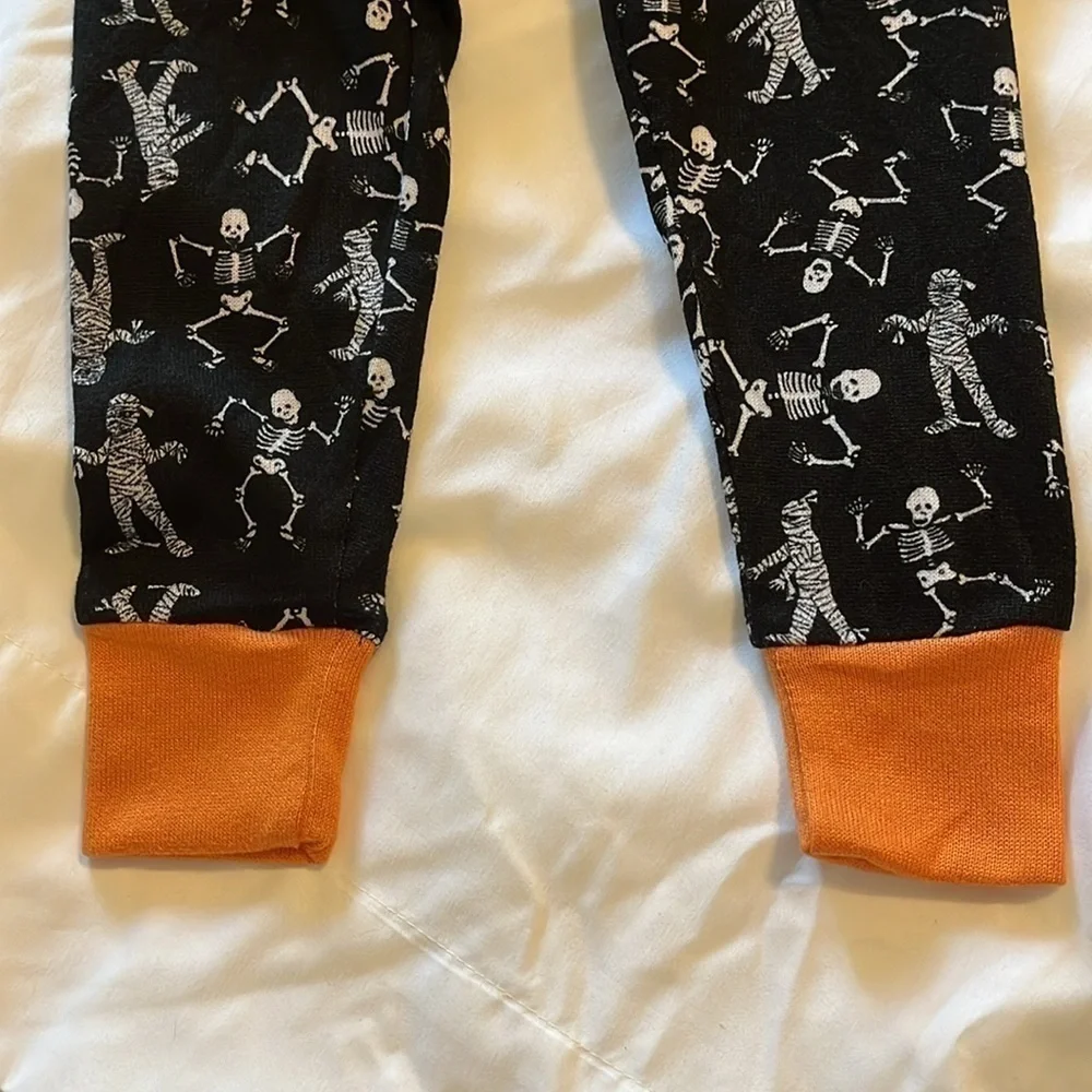 NWT Rae Dunn stay spooky children’s set‎ 3T